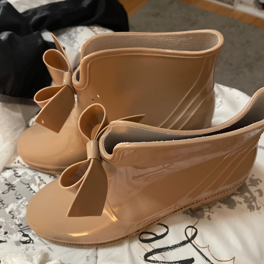 Rain boots